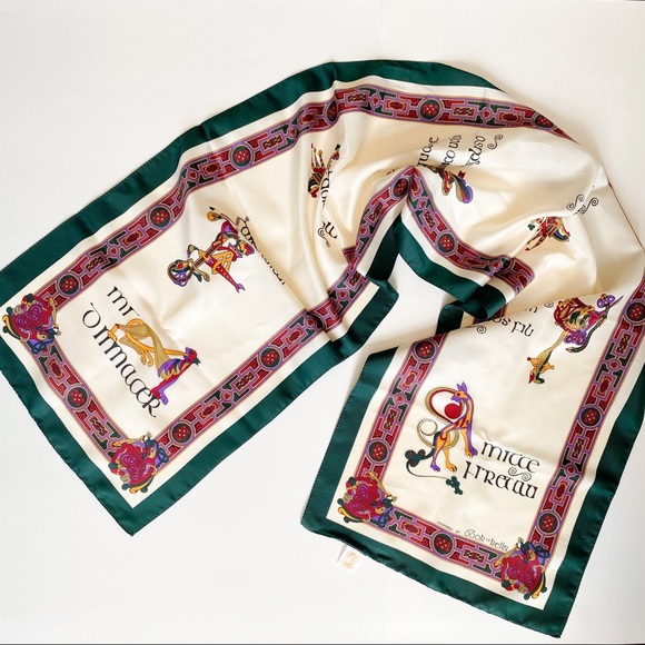 Book of Kells Scarf - Picture 5 of 8